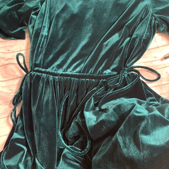 NWT Antonio Melani x Nicola Bathie Julianna Velvet Dress - Picture 8 of 12